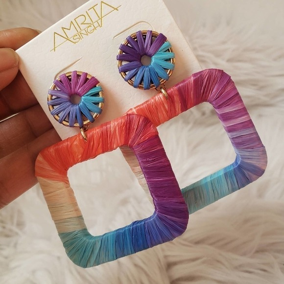 NWT Multi raffia square drop earrings - Picture 7 of 8